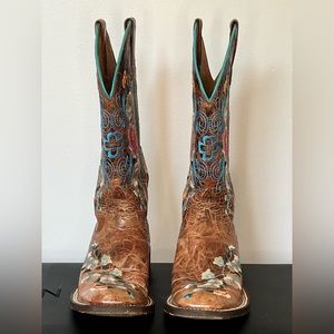 Women’s western boots.